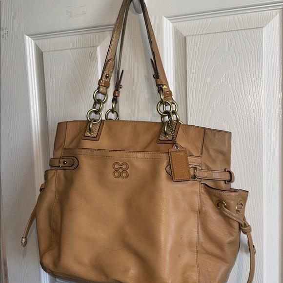 Coach Handbags - Rehab Coach Tan Leather Tote Bag